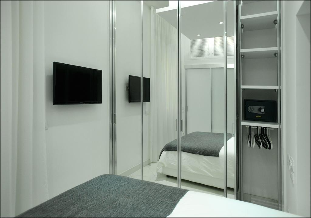 Excellence White Pettinari Apartment Rome